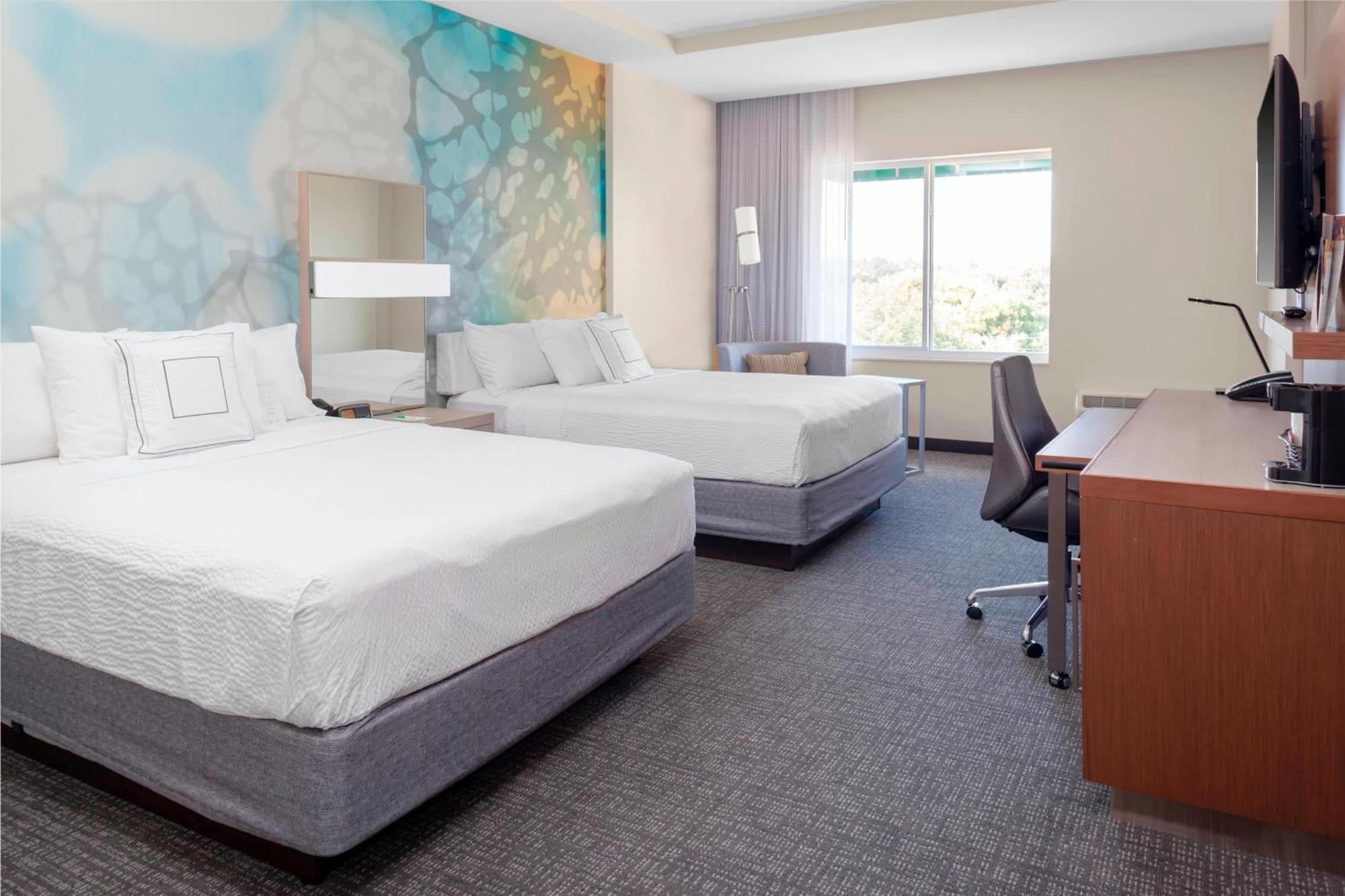 Отель Courtyard By Marriott Deland Historic Downtown Экстерьер фото